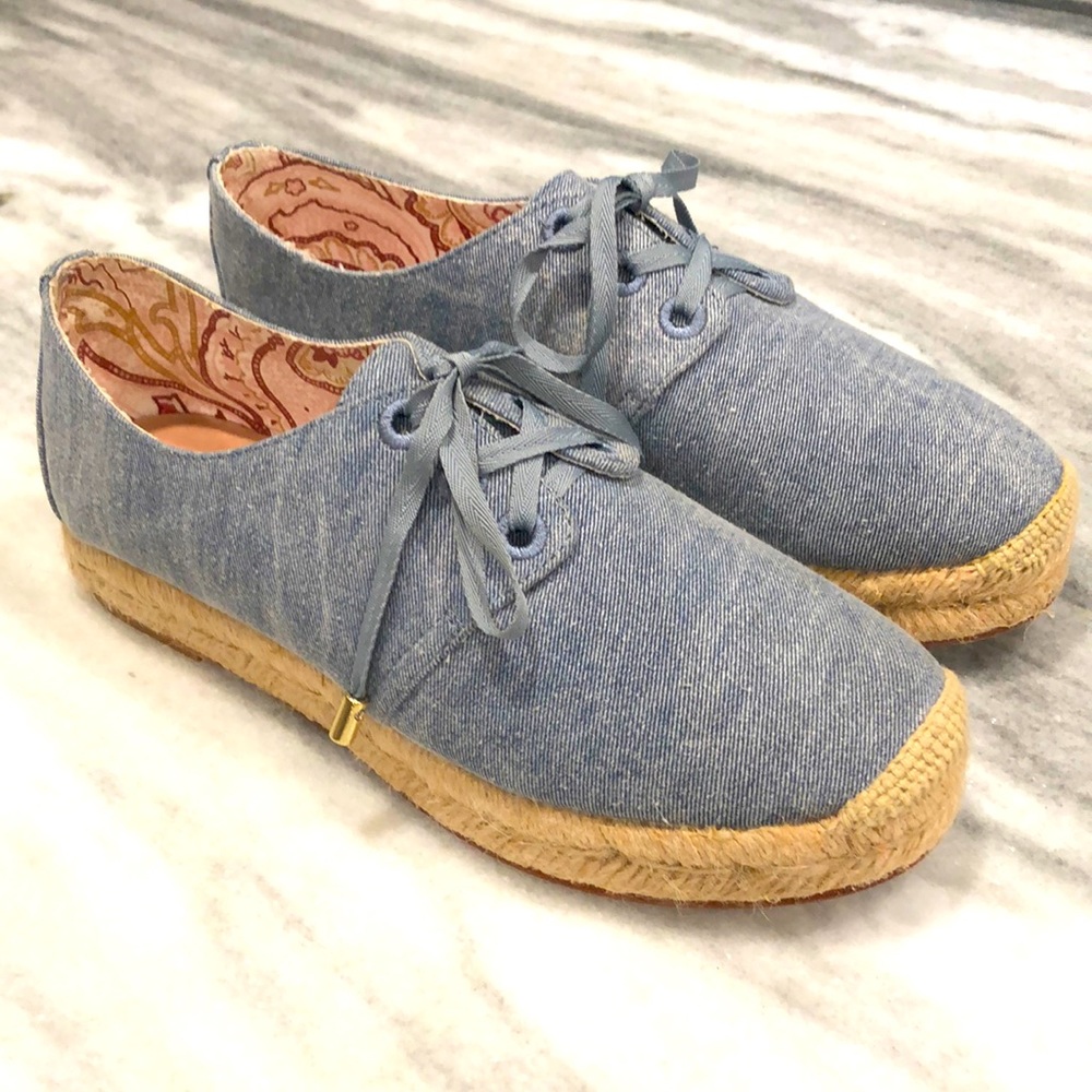 Super adorable JOIE denim espadrille sneakers!
